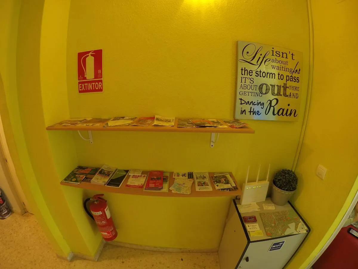 Station2B Bed And Breakfast Málaga Espagne